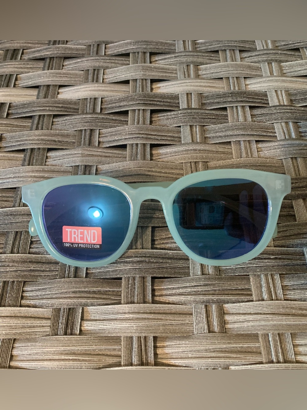 TREND Round Seafoam Green Mirrored Sunglasses